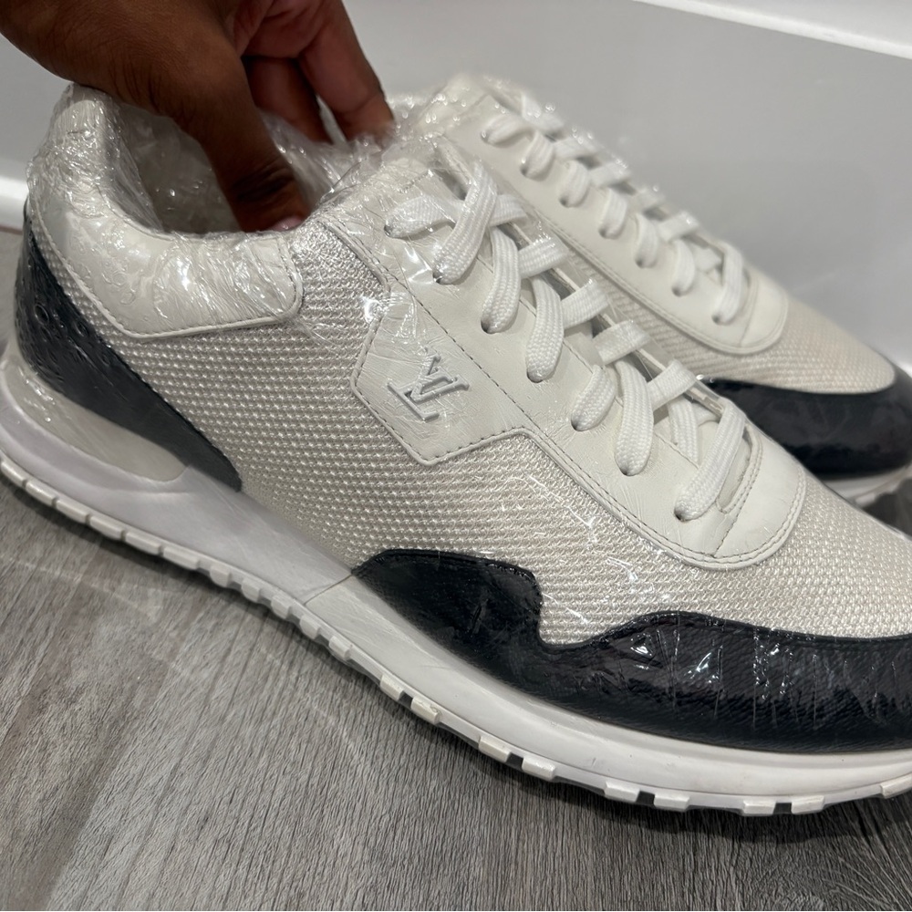 Louis Vuitton White and Black  Sneakers